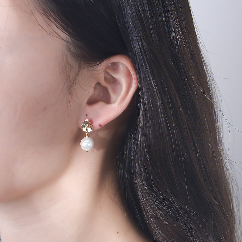 Pearl Flower Earring